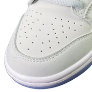 Nike SB Dunk Low White Lobster (Friends and Family)