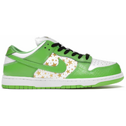 Nike SB Dunk Low Supreme Stars Mean Green