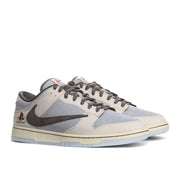 Nike Dunk Low Travis Scott x PlayStation