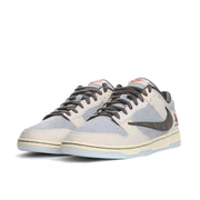 Nike Dunk Low Travis Scott x PlayStation