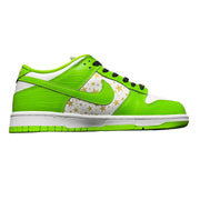 Nike SB Dunk Low Supreme Stars Mean Green