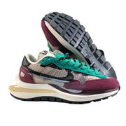 Nike Vaporwaffle Sacai Villain Red Neptune Green